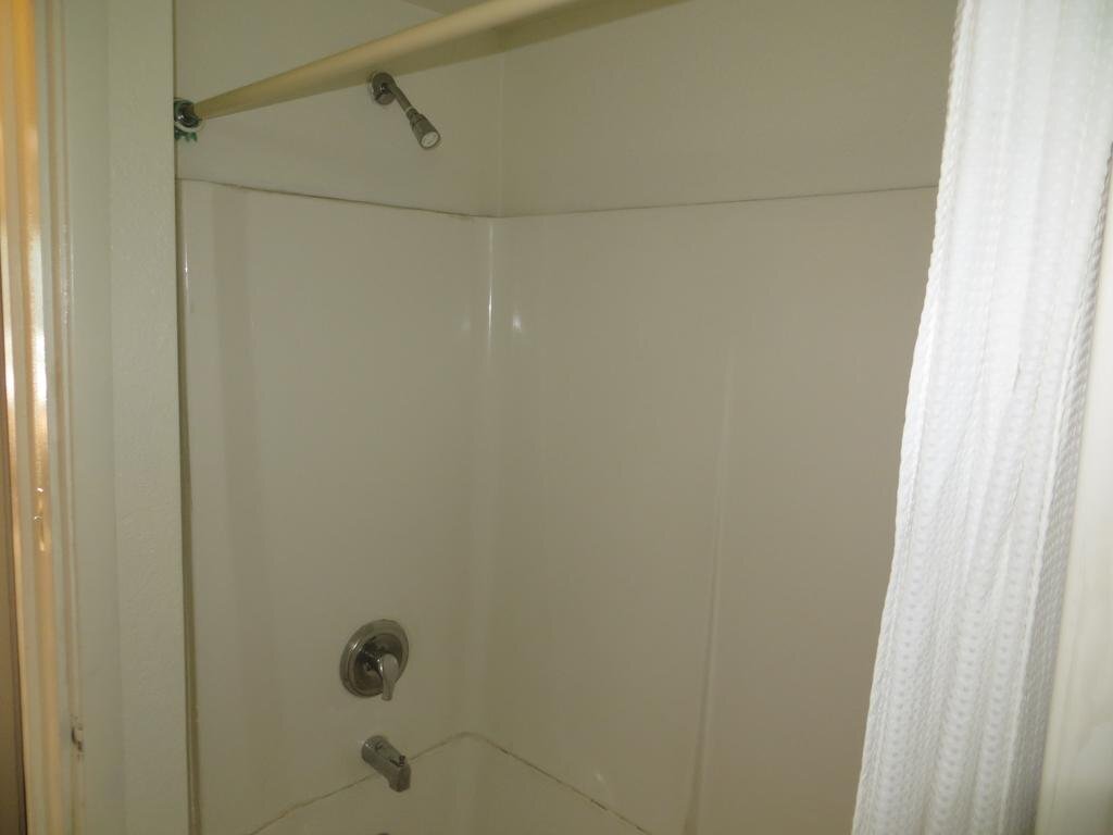Big 6 Motel - photo 5