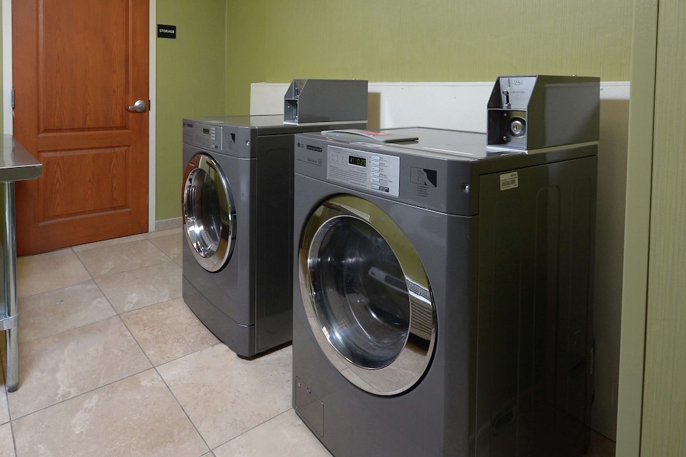 Hampton Inn & Suites Clinton I 26 - photo 32