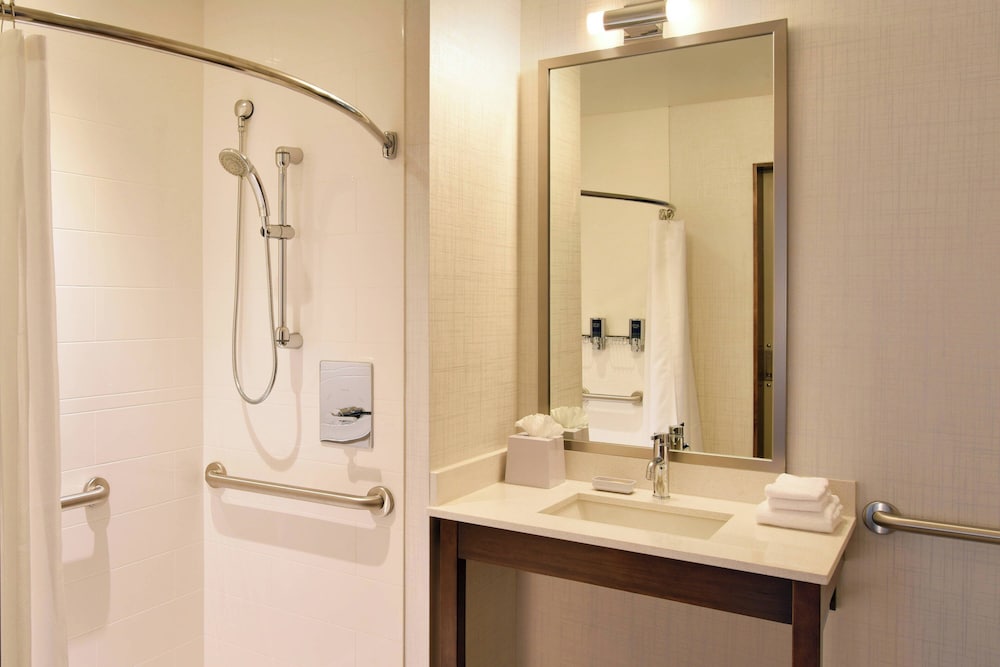 Four Points by Sheraton Coral Gables - photo 12
