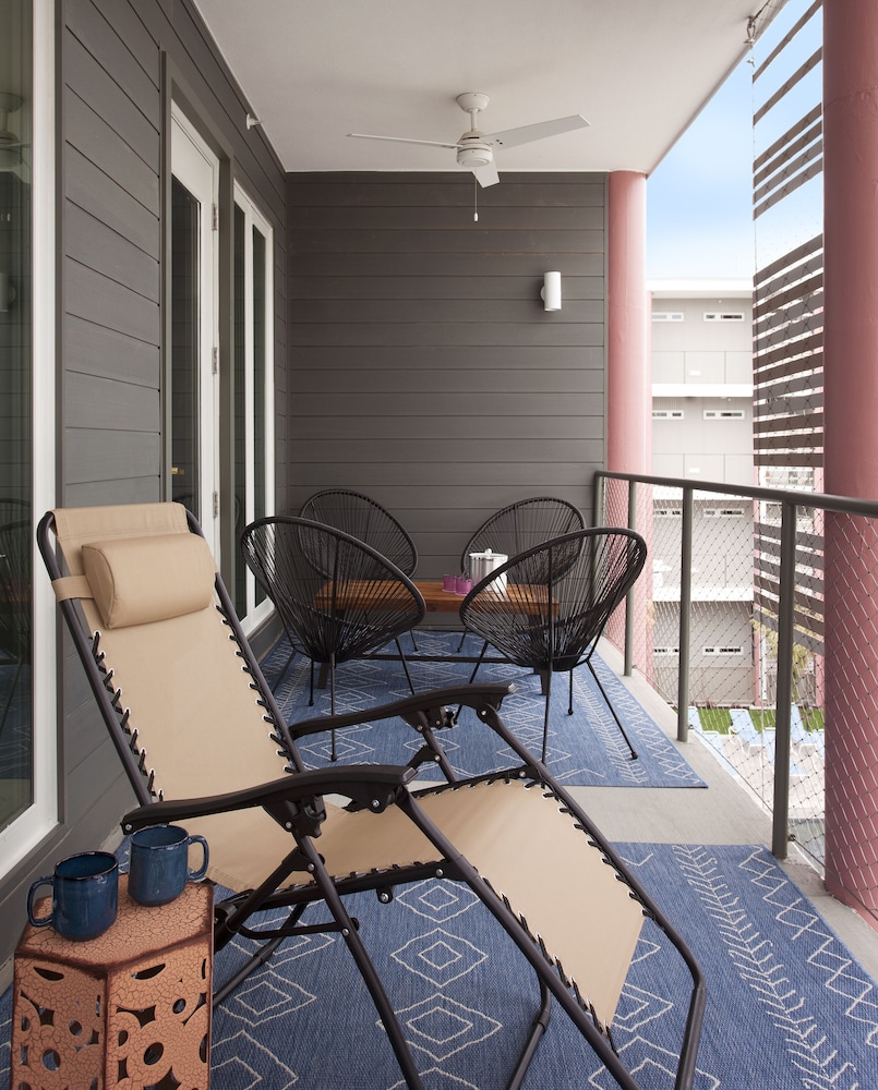 East Austin Hotel - photo 9