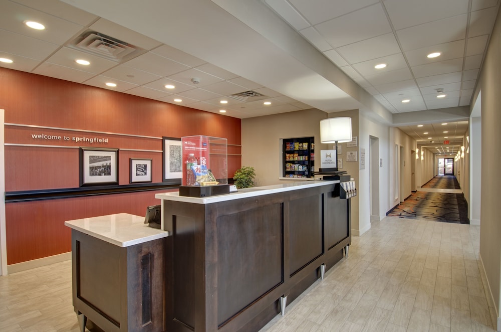 Hampton Inn & Suites Springfield Downtown - photo 2