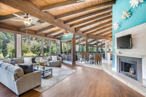 Mauna Kai 7B — 4-Star Luxury Hotel in Princeville, United States