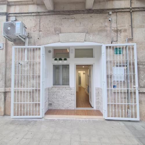 VF casa vacanze — 4-Star Luxury Hotel in Giovinazzo, Italy