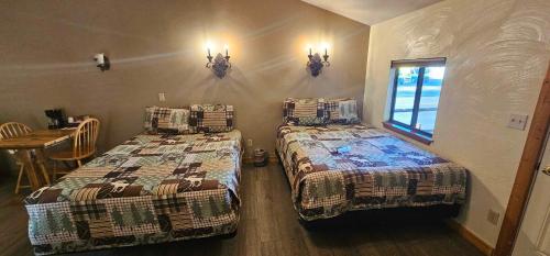 Nine Pines Motel - photo 38