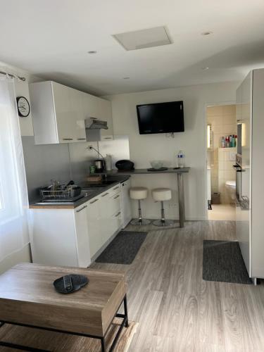 Maisonnette Atypique - carbon neutral hotel in Unknown City