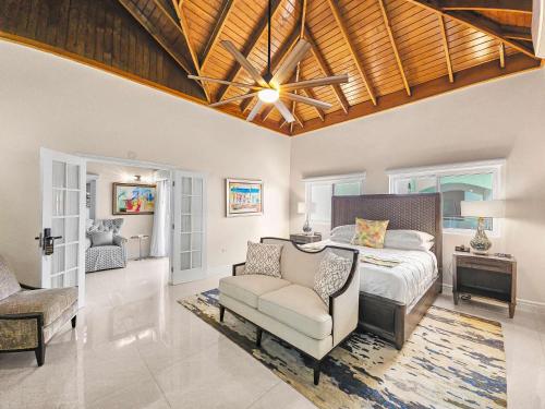 Hospitality Expert BTS 2 Pool Beach & Chef in Montego Bay, Jamaica