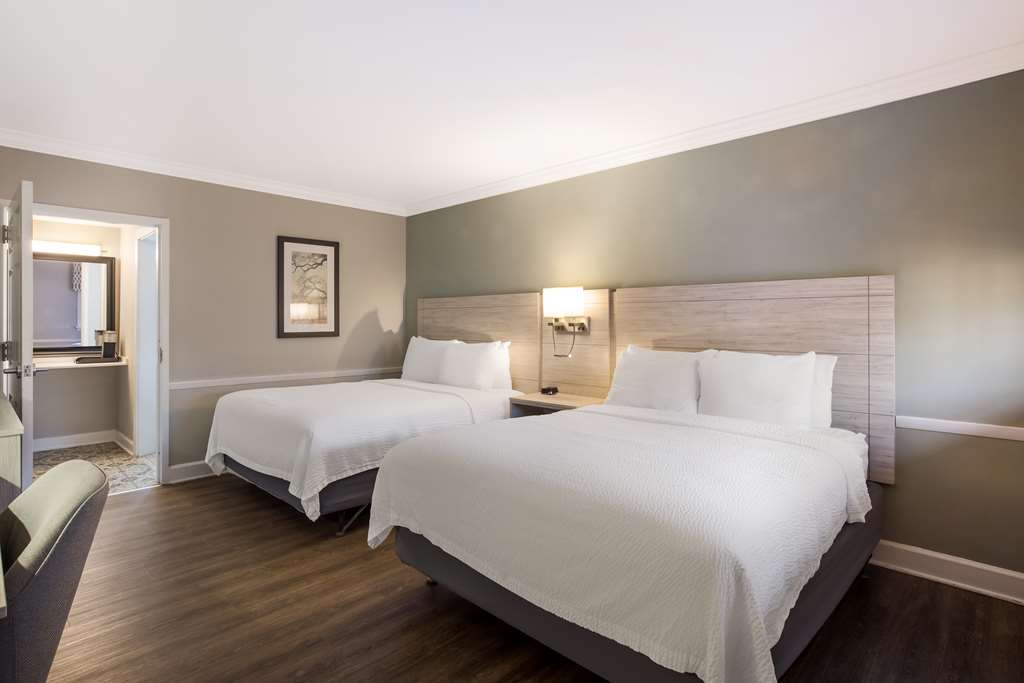 Best Western Sea Island Inn - photo 17