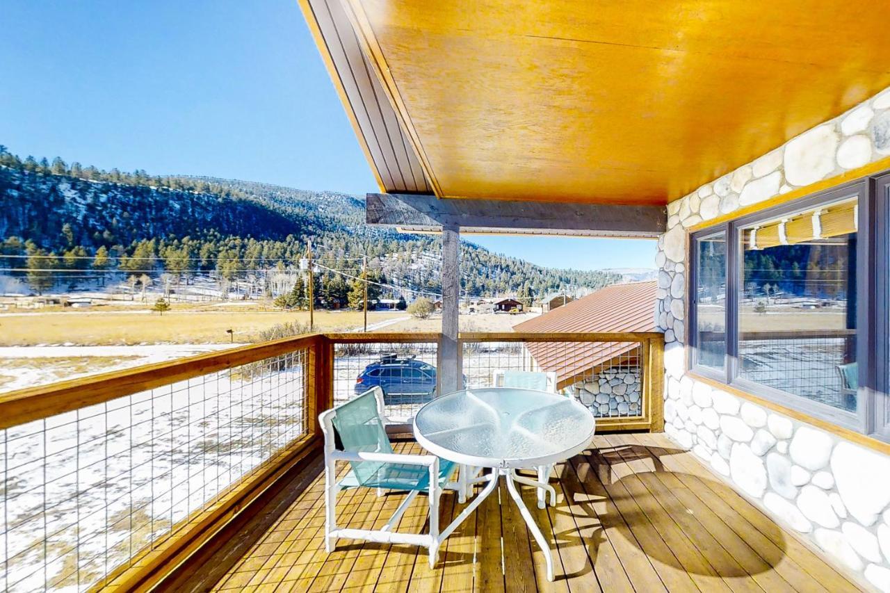 Rio Grande River Lodge — 4-Star Luxury Hotel in North Bend, United States