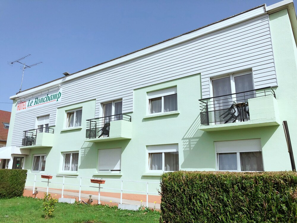Hôtel Le Ronchamp - carbon neutral hotel in Ronchamp