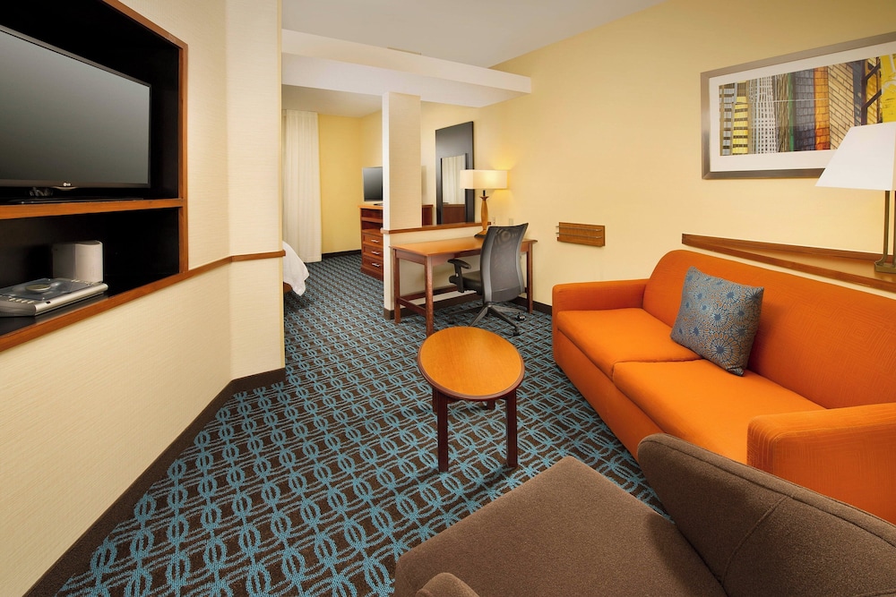 Fairfield Inn & Suites by Marriott Marshall - photo 10