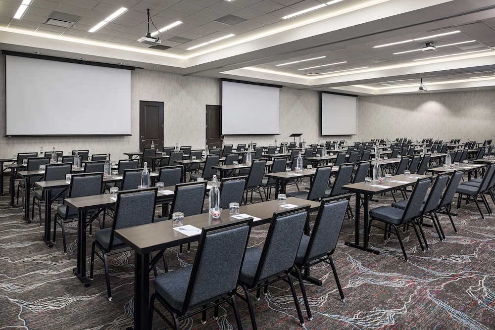 Hilton Garden Inn Nashville Downtown Convention Center - photo 62
