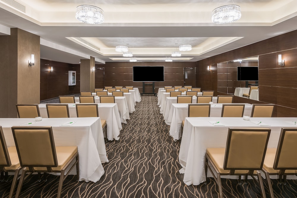 Holiday Inn Brooklyn Downtown by IHG - photo 32