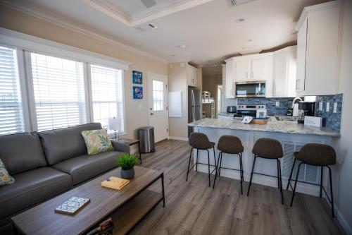 Camp Margaritaville Auburndale RV Resort and Cabana Cabins - photo 18