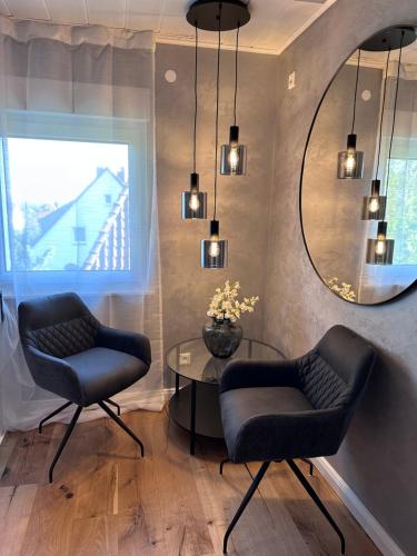 FeWo by HD mit Parkplatz Wallbox Wintergarten in Bad Salzuflen, Germany