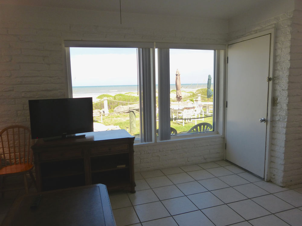 Beach Island Resort - photo 24