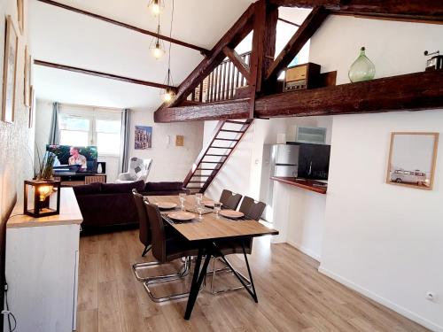 Le Marceau Terrasse Sur Le Toit in Narbonne, France