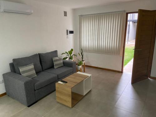 Departamento 2 habitaciones planta baja Hasta 4 huéspedes — 4-Star Luxury Hotel in Tunuyan, Argentina