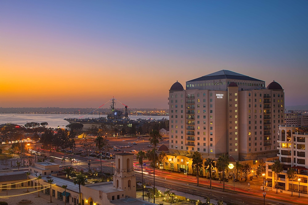 Embassy Suites by Hilton San Diego Bay Downtown - photo 61