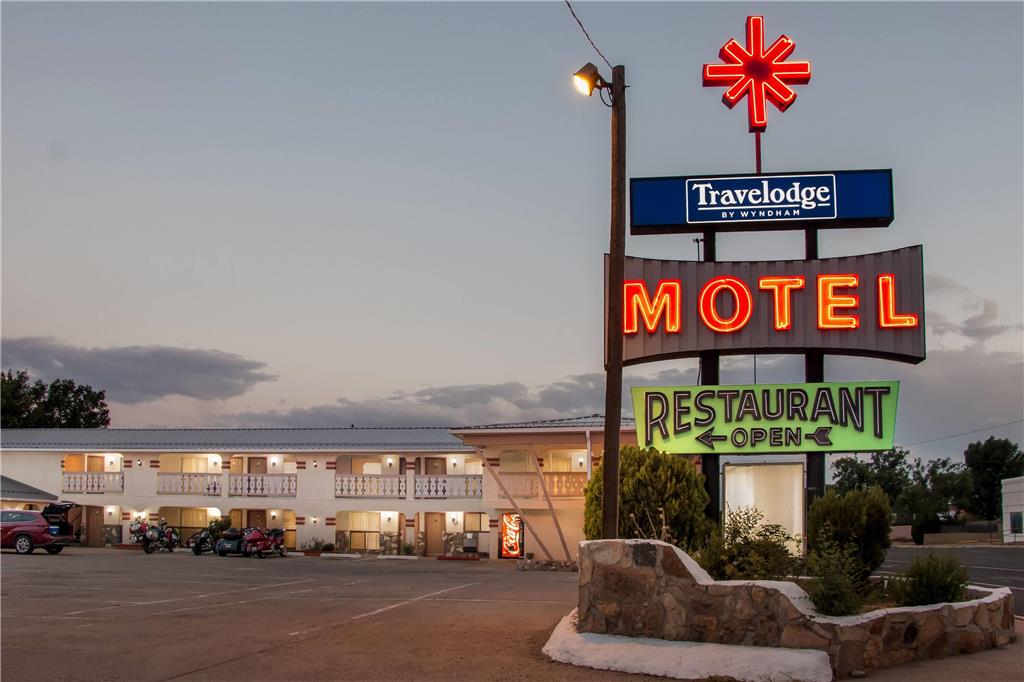 Travelodge by Wyndham Las Vegas NM - photo 9