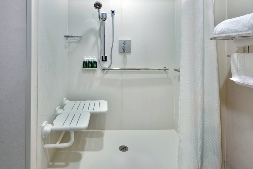 Fairfield Inn & Suites by Marriott Charlotte Monroe - photo 15
