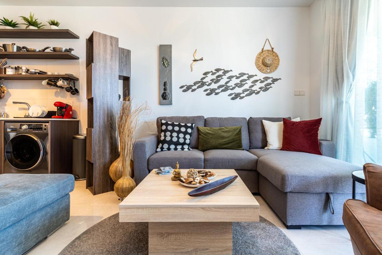 Lemon Tree 1 Br Apt in Livadia
