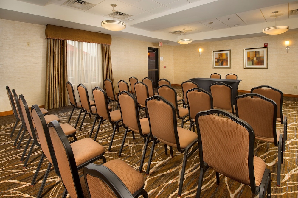Holiday Inn Express Hotel & Suites Columbia East Elkridge by IHG - photo 33