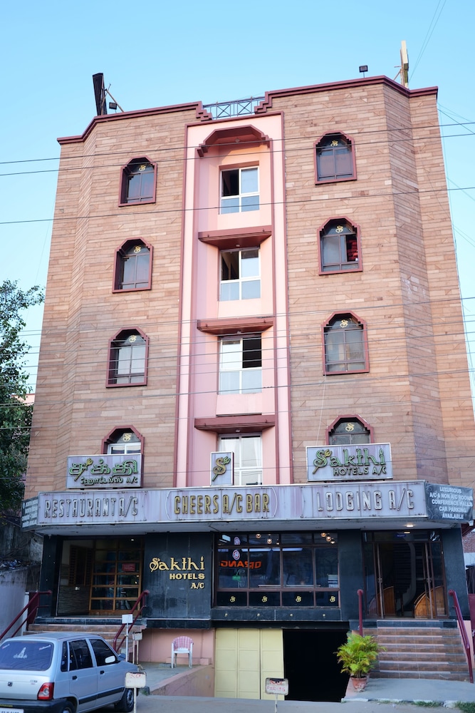 Sakthi Hotel — Pollachi