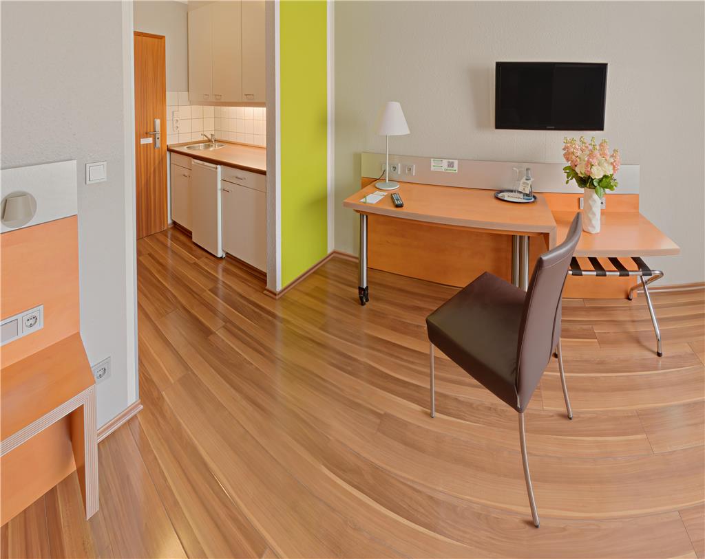 Attimo Business EZ Arbeitsplatz B zu px