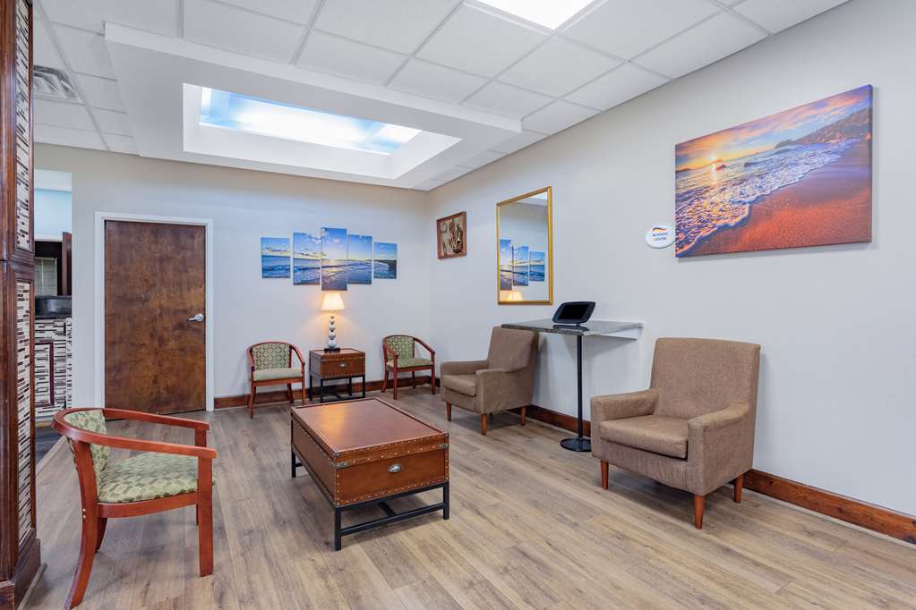 Baymont by Wyndham Midway Tallahassee - photo 8