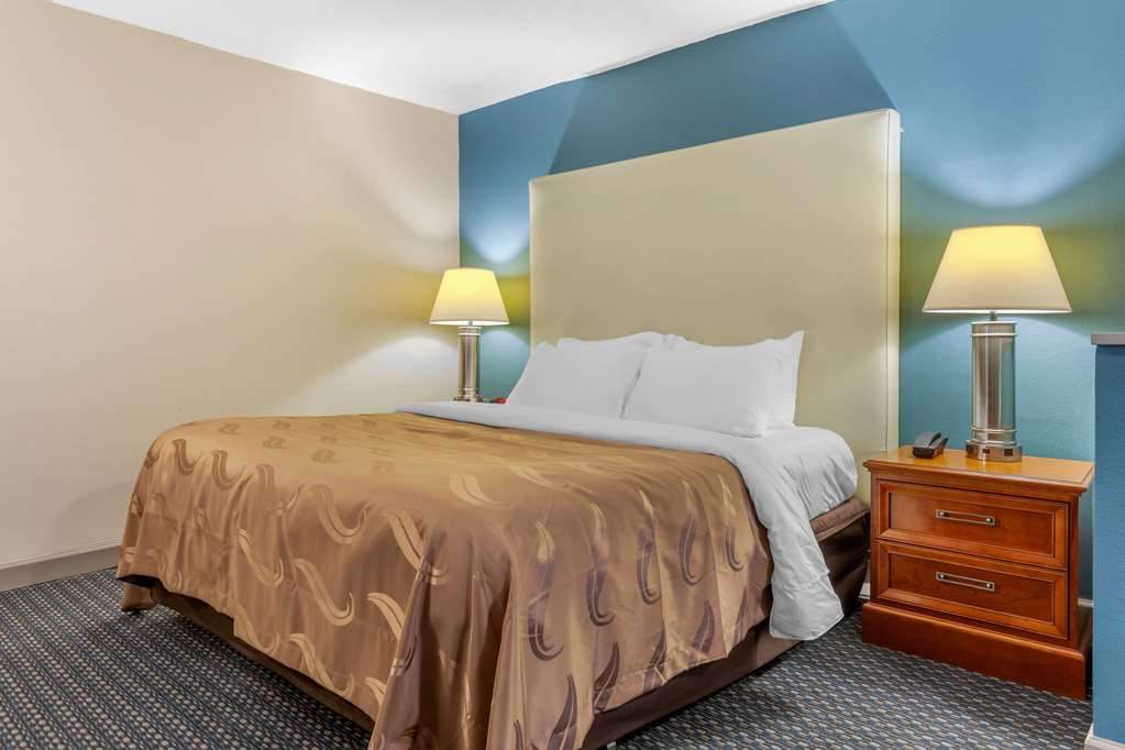 Quality Inn & Suites Apex Holly Springs - photo 22