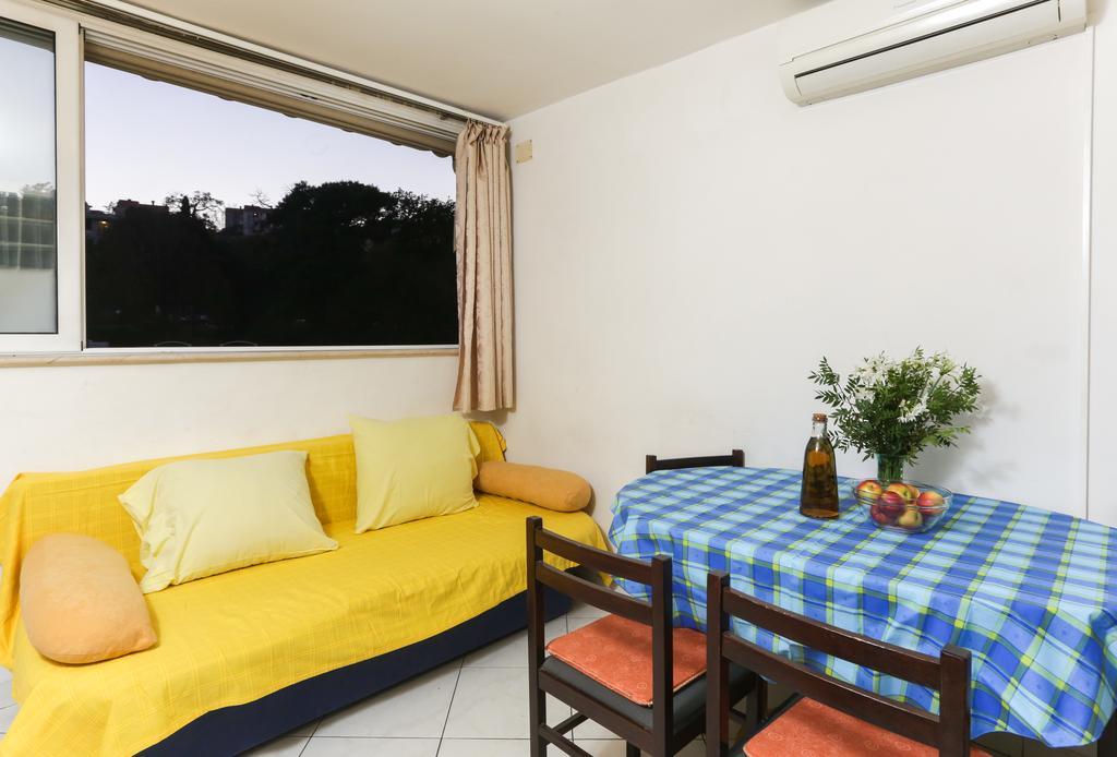 Apartment Antun