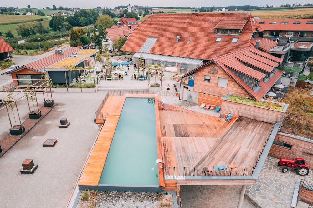 Gut Hügle Erlebnishof — hotel in Ravensburg