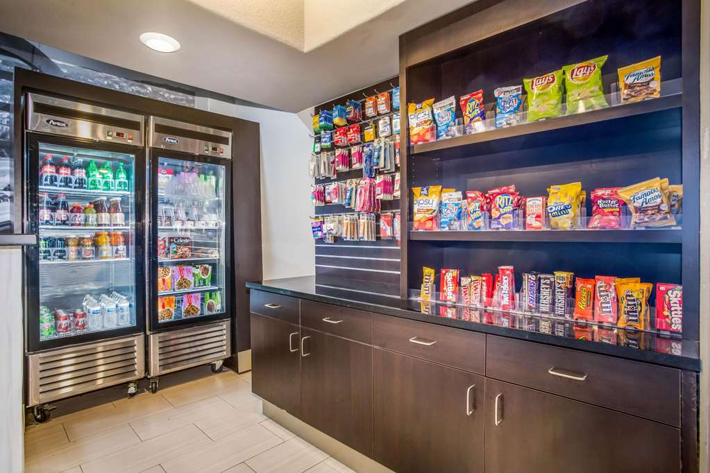 La Quinta Inn & Suites by Wyndham Kyle Austin South - photo 27