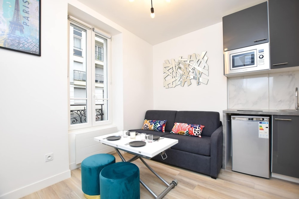Charming Apartment 1br 2p Petit montrouge — 4-Star Luxury Hotel in Paris, France