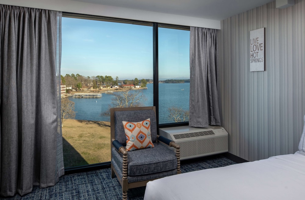 DoubleTree by Hilton Hot Springs - photo 14