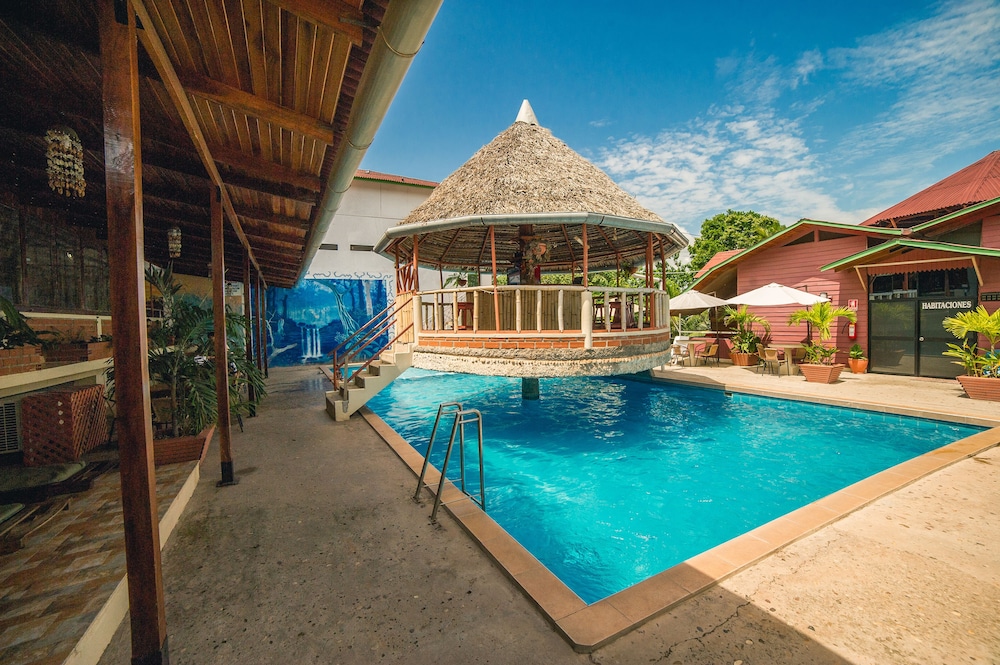 Los Gavilanes Hotel in Pucallpa, Peru