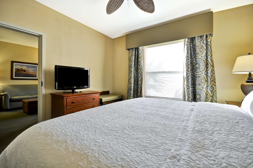 Hampton Inn & Suites Charleston Mt. Pleasant Isle Of Palms - photo 17