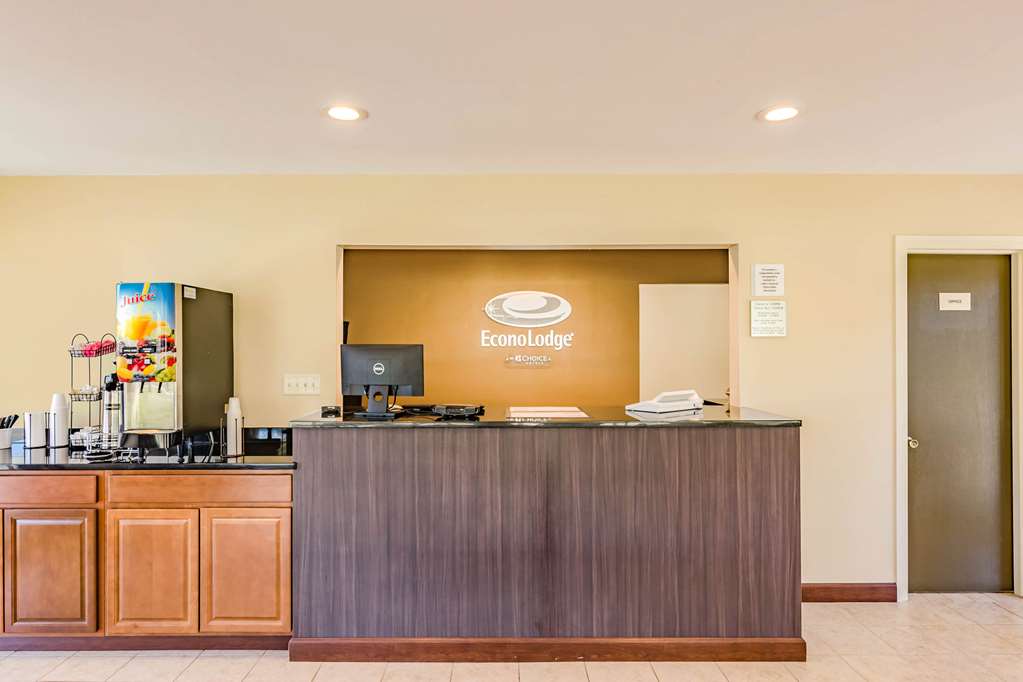 Econo Lodge Lexington Downtown near I 81 - photo 7