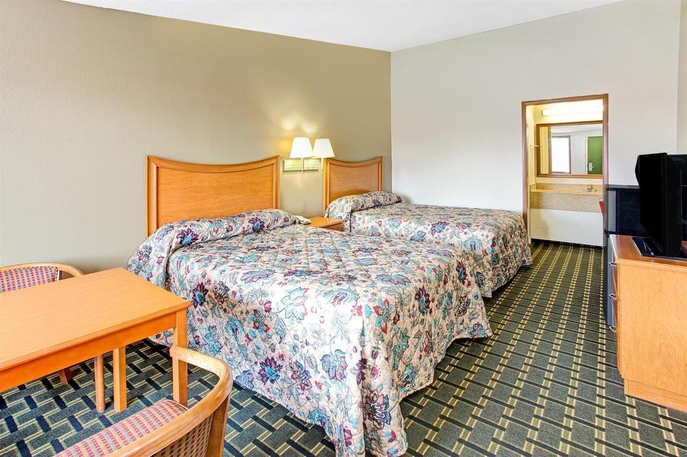 Knights Inn Cartersville - photo 6
