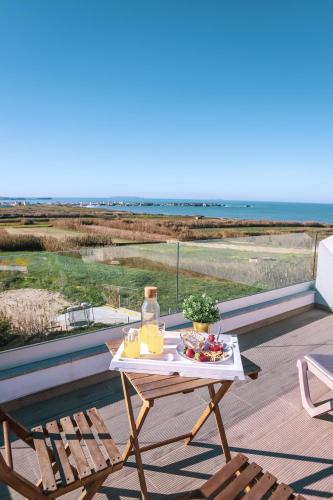 Marlin House II — 4-Star Luxury Hotel in Ferrel, Portugal