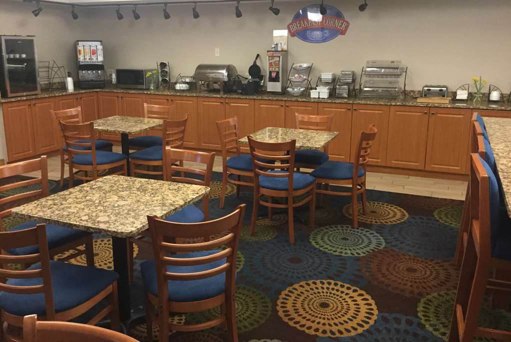 Baymont by Wyndham Mishawaka South Bend Area - photo 6
