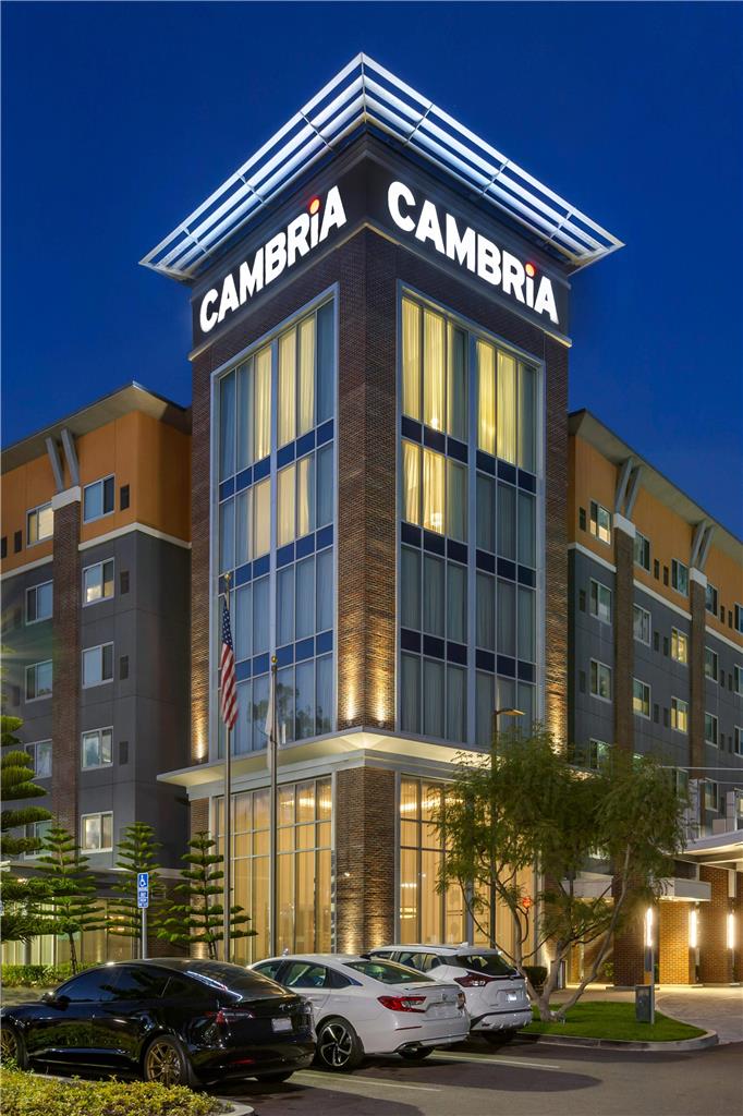 Cambria Hotel LAX - photo 5
