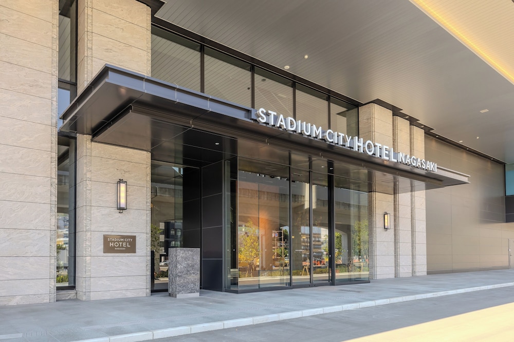 Stadium City Hotel Nagasaki — 4-Star Luxury Hotel in Nagasaki, Japan