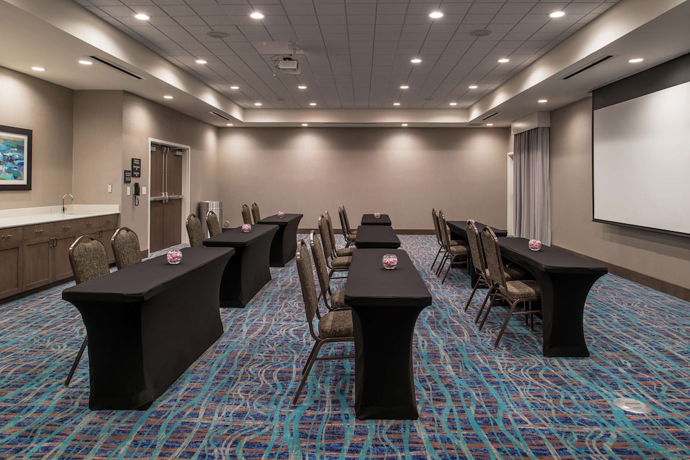Hampton Inn Benson - photo 49