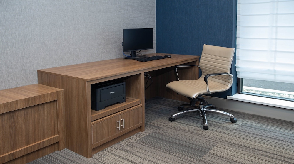 Candlewood Suites Cleveland South Independence by IHG - photo 28