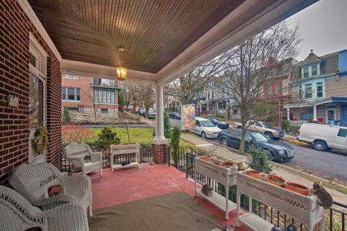 2 Mi To Reading Pagoda Spacious Home with Deck — 4-Star Luxury Hotel in Reading, United States
