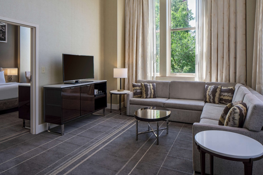 Hilton Richmond Downtown - photo 24