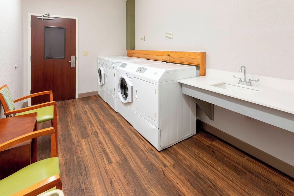 SpringHill Suites by Marriott Rochester Mayo Clinic St Marys - photo 24