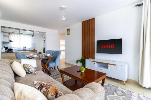 Modern 3BR in Tatu City With Pool — 4-Star Luxury Hotel in Nairobi, Kenya