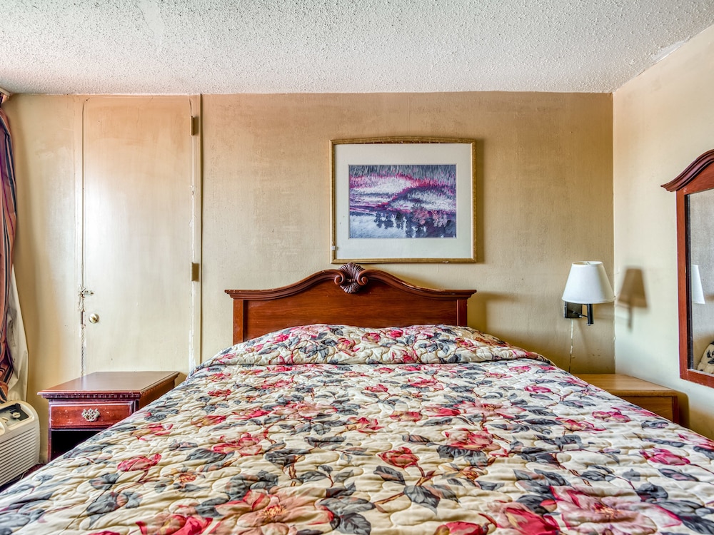 OYO Hotel Jackson North I 55 - photo 13